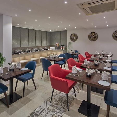 Regenta Inn 4Th Block Koramangala Бангалор Екстериор снимка