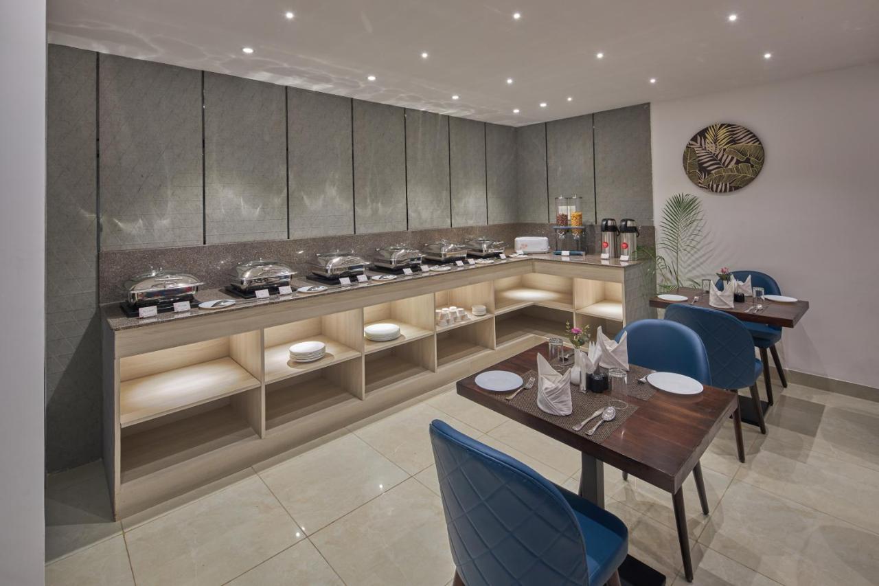 Regenta Inn 4Th Block Koramangala Бангалор Екстериор снимка