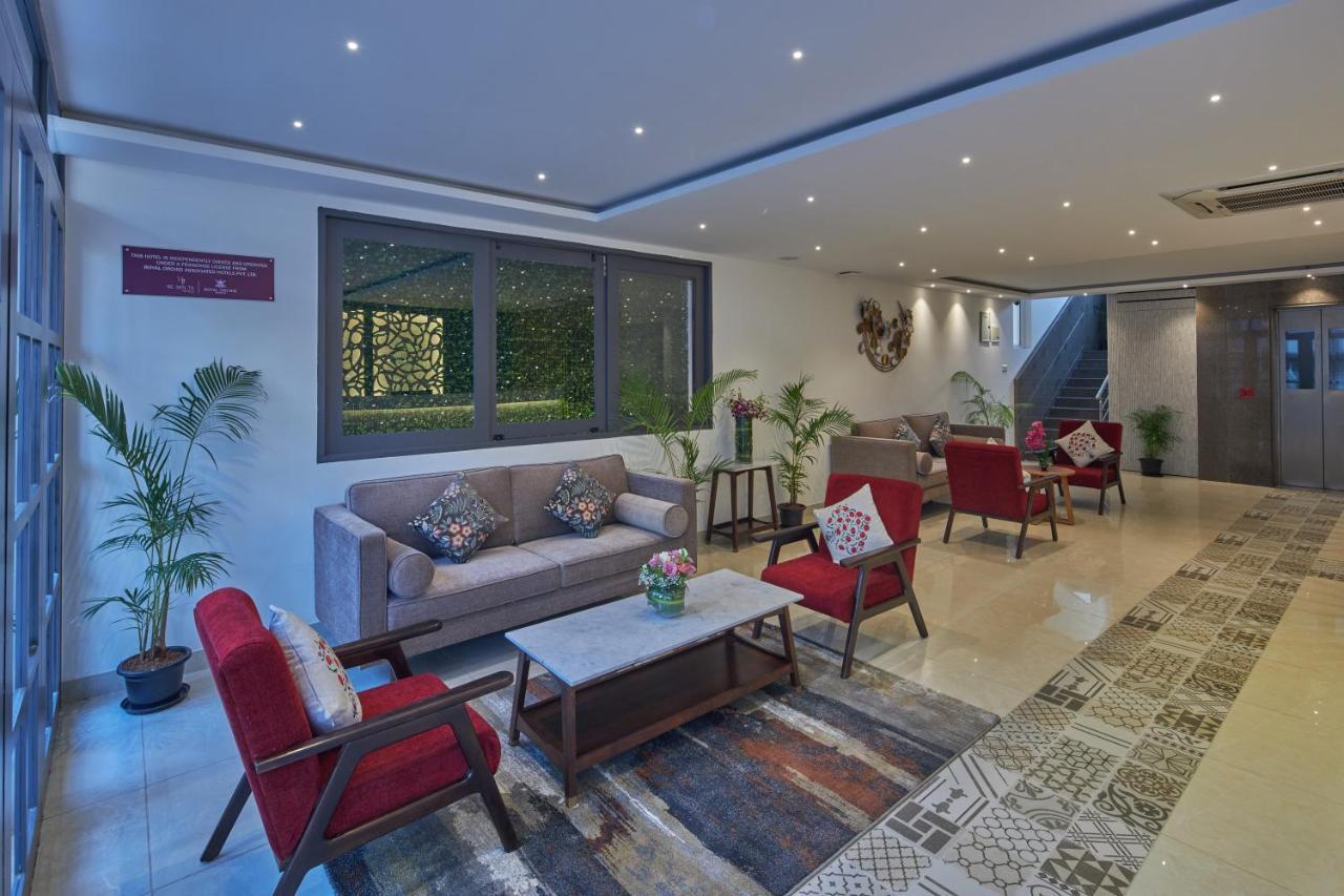 Regenta Inn 4Th Block Koramangala Бангалор Екстериор снимка
